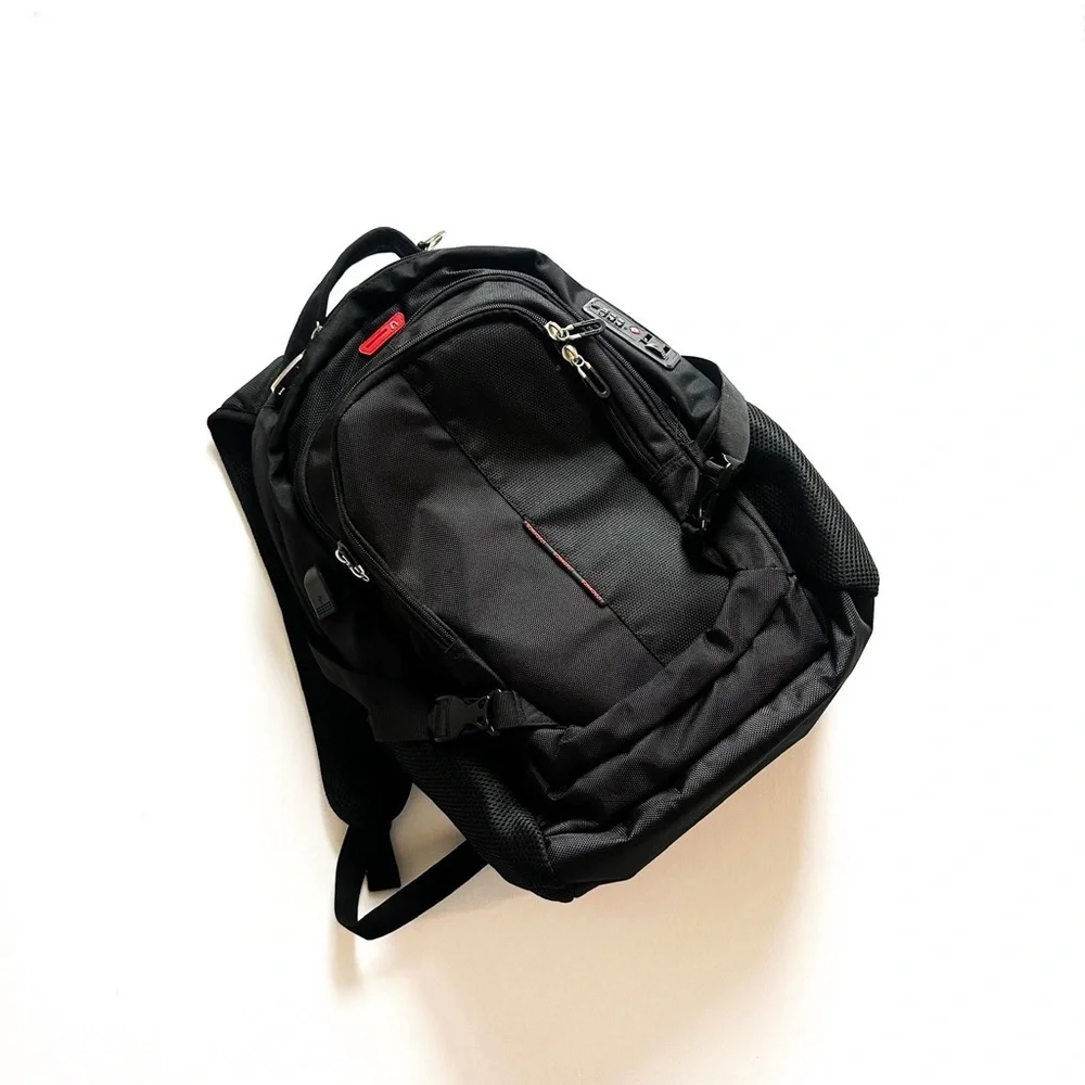 Sowaovut 15.6in Anti-Theft Travel Laptop Backpack & Password Lock